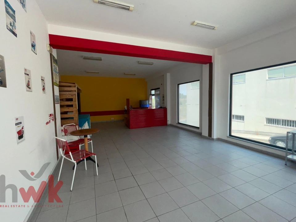 Negócio para Venda em Nelas Foto 4