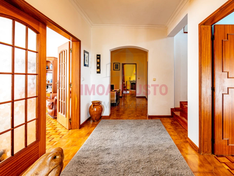 Moradia T4 para Venda em Santa Comba Foto 3