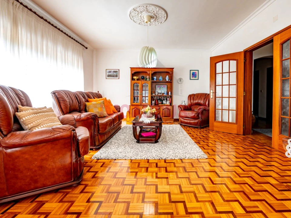 Moradia T4 para Venda em Santa Comba Foto 10