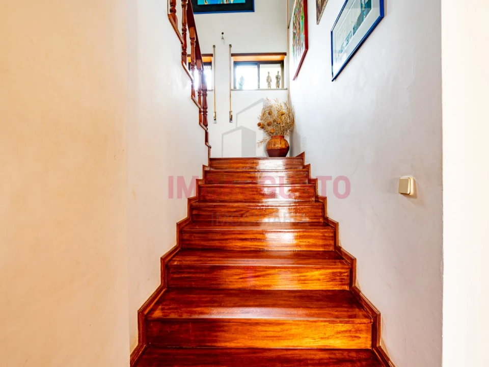 Moradia T4 para Venda em Santa Comba Foto 16