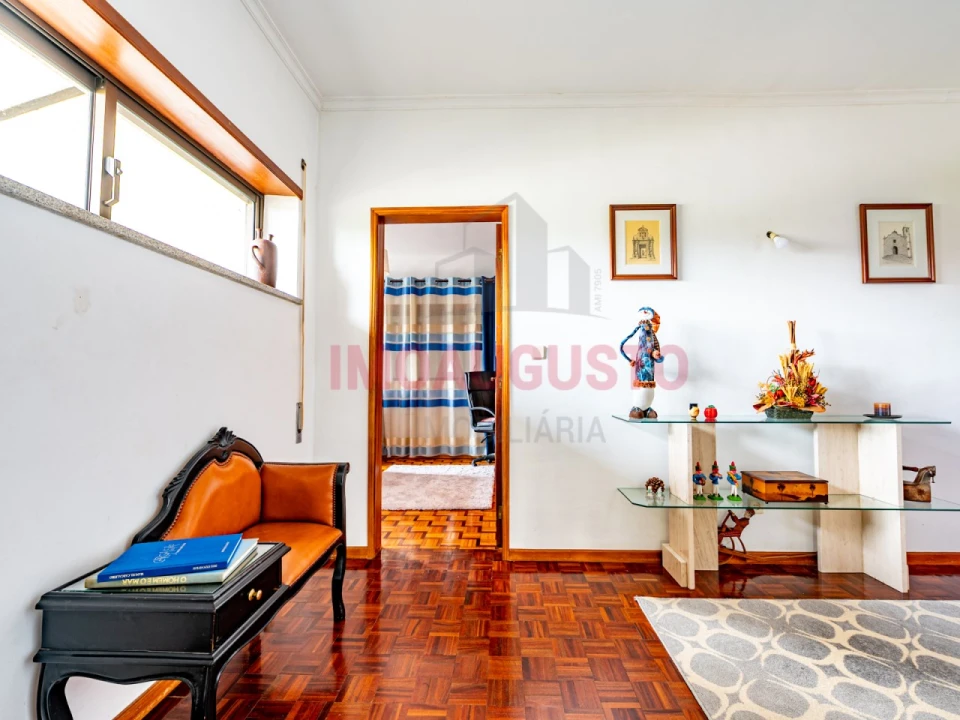 Moradia T4 para Venda em Santa Comba Foto 17