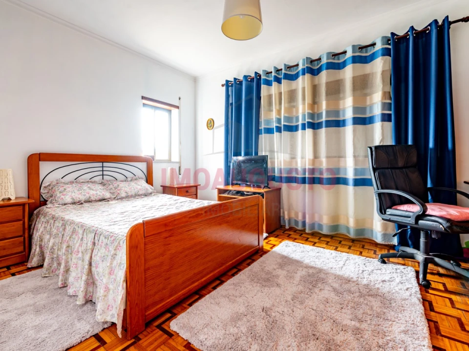 Moradia T4 para Venda em Santa Comba Foto 18