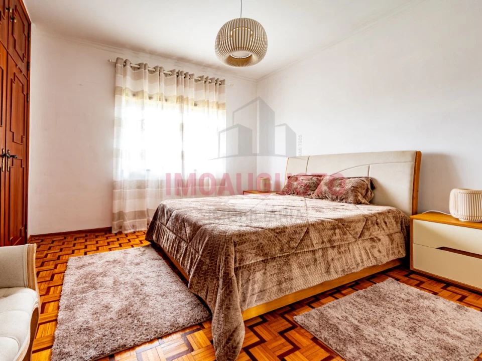 Moradia T4 para Venda em Santa Comba Foto 21