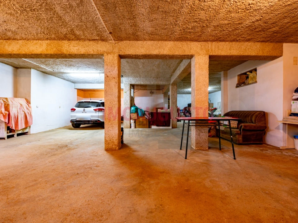 Moradia T4 para Venda em Santa Comba Foto 29