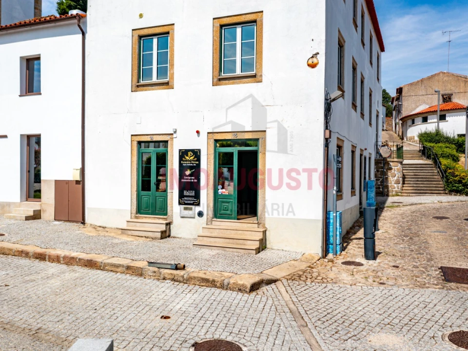 Loja para Venda em Pinhel Foto 2