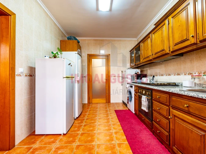 Apartamento T3 para Venda em Pinhel Foto 3