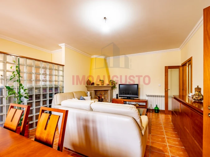 Apartamento T3 para Venda em Pinhel Foto 5
