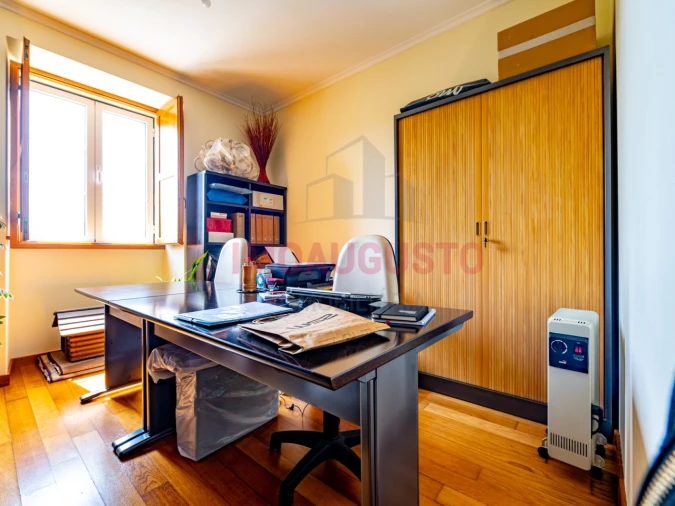 Apartamento T3 para Venda em Pinhel Foto 12