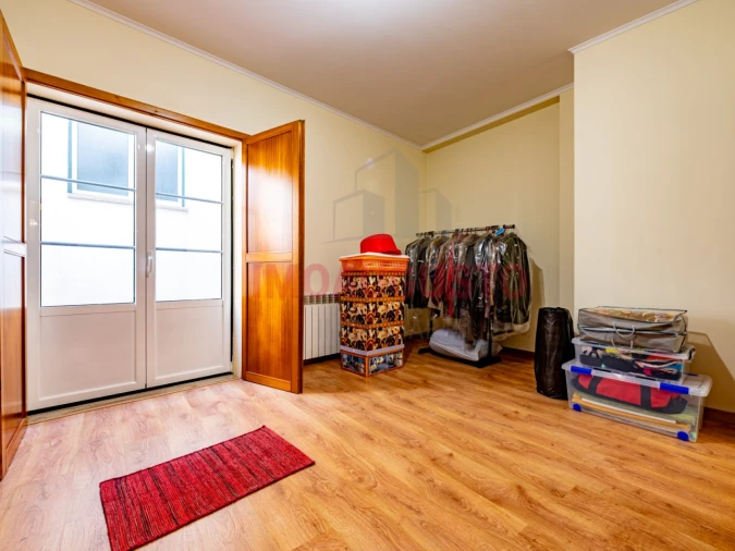 Apartamento T3 para Venda em Pinhel Foto 17