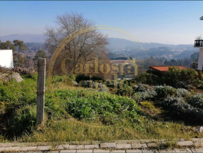Terreno para Venda em Vila Verde e Barbudo Foto 2