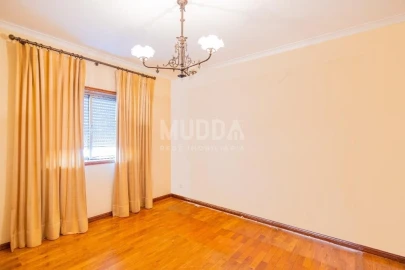 Apartamento T4 para Venda em São João da Madeira