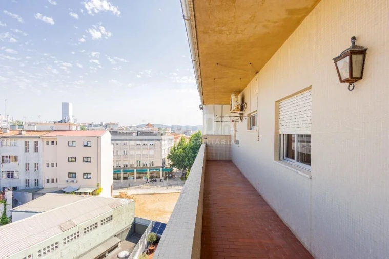 Apartamento T4 para Venda em São João da Madeira Foto 22
