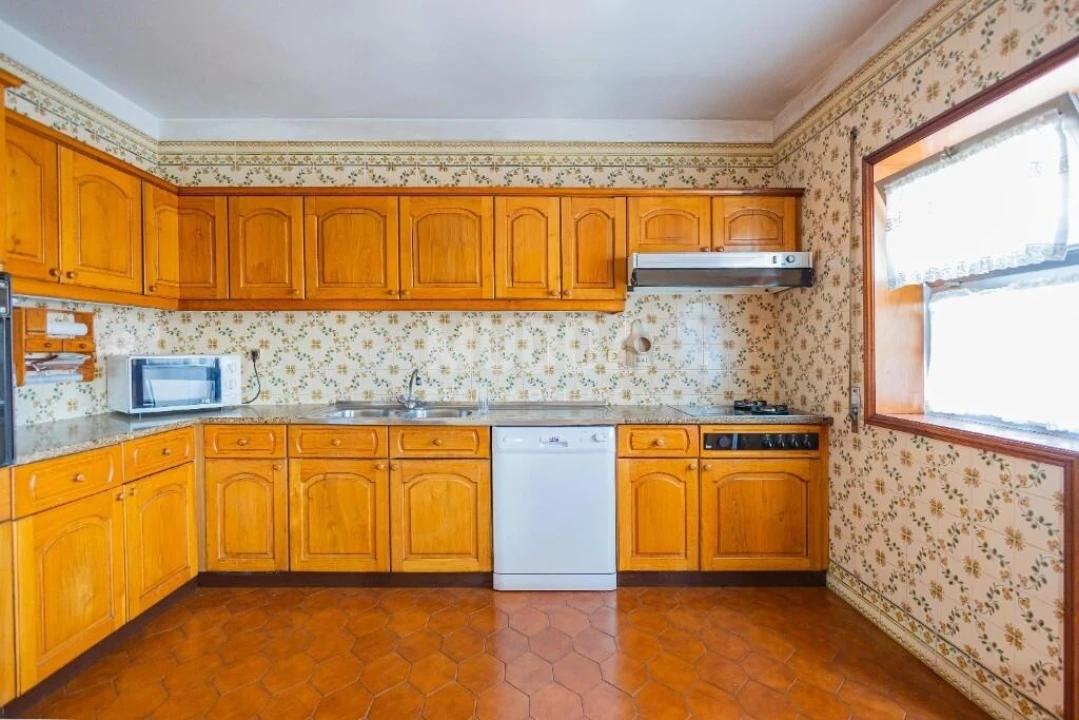 Apartamento T4 para Venda em São João da Madeira Foto 17