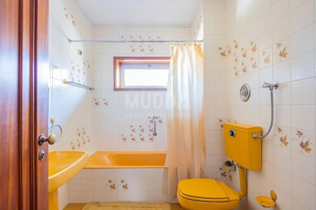 Apartamento T4 para Venda em São João da Madeira Foto 24