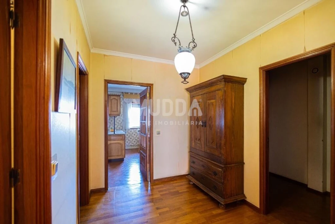 Apartamento T4 para Venda em São João da Madeira Foto 6