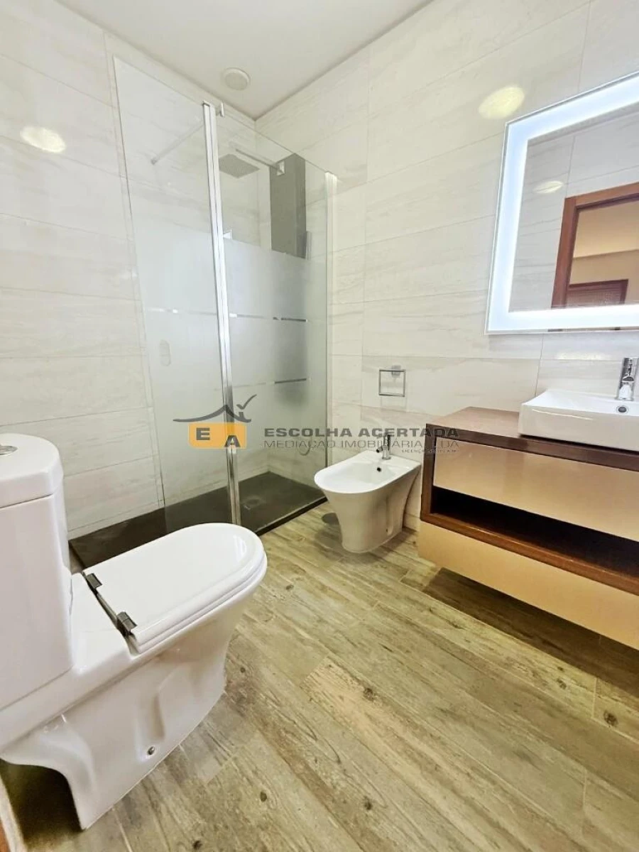 Apartamento T4 para Venda em Perafita, Lavra e Santa Cruz do Bispo Foto 20