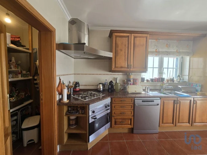 Moradia T3 para Venda em Azueira e Sobral da Abelheira Foto 7