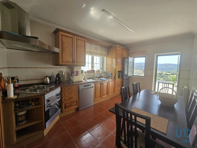 Moradia T3 para Venda em Azueira e Sobral da Abelheira Foto 6