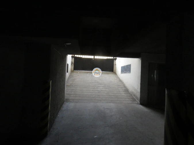 Garagem para Venda em Covilhã e Canhoso Foto 17