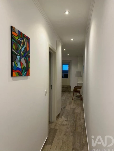 Apartamento T2 para Arrendamento em Misericórdia