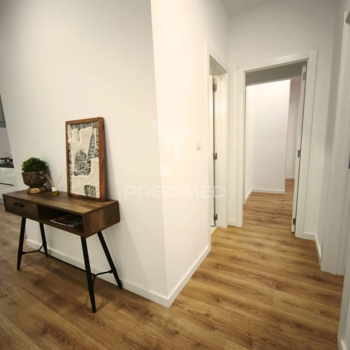 Apartamento T3 para Venda em Benfica Foto 8