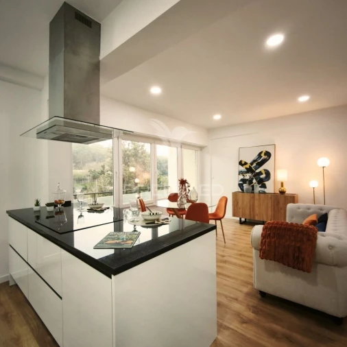 Apartamento T3 para Venda em Benfica Foto 2