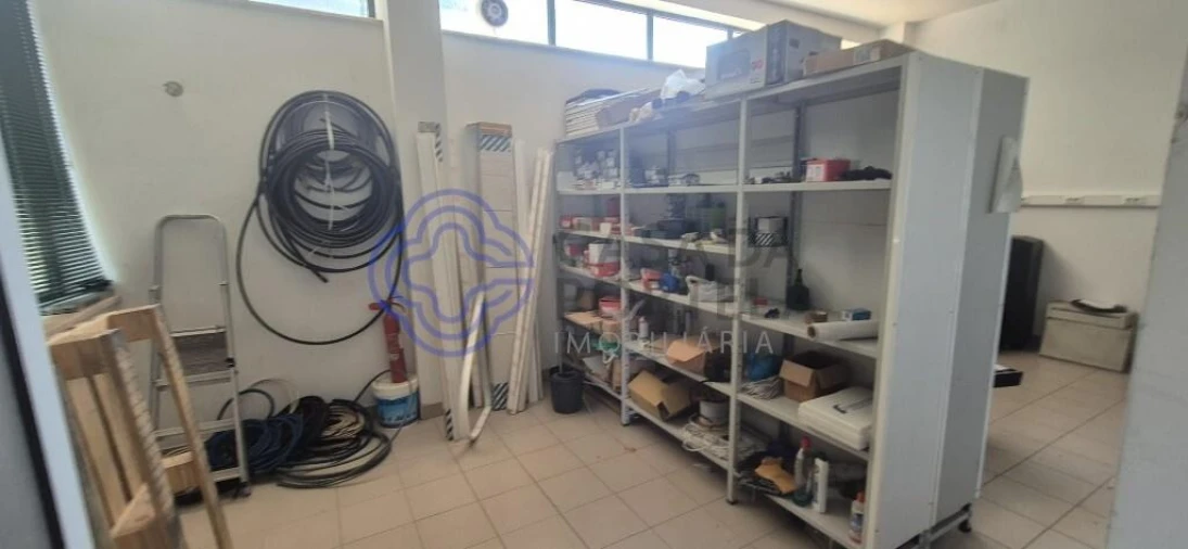 Loja para Venda em Santa Comba Dão e Couto do Mosteiro Foto 15