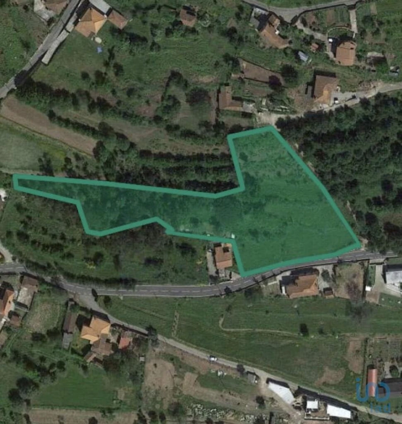 Terreno para Venda em Cornes Foto 3