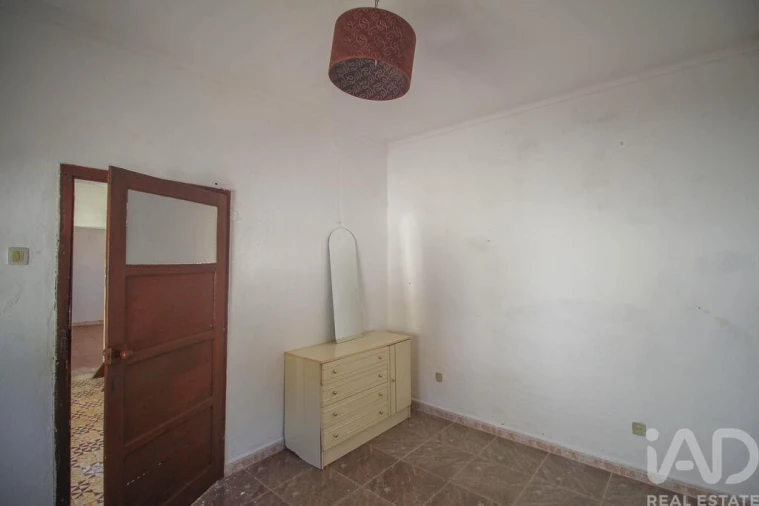 Moradia T5 para Venda em Rio de Moinhos Foto 15