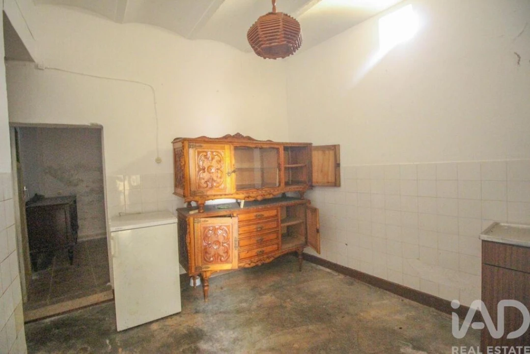 Moradia T5 para Venda em Rio de Moinhos Foto 26