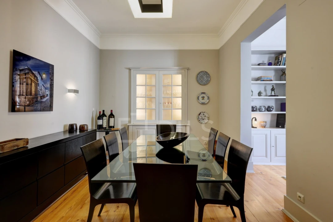 Apartamento T4 para Venda em Misericórdia Foto 6