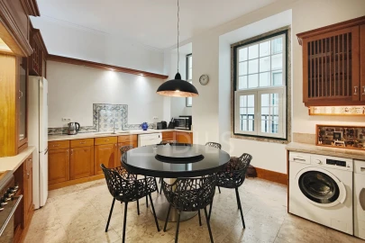Apartamento T4 para Venda em Misericórdia