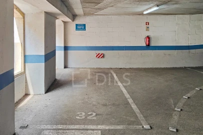 Apartamento T4 para Venda em Misericórdia
