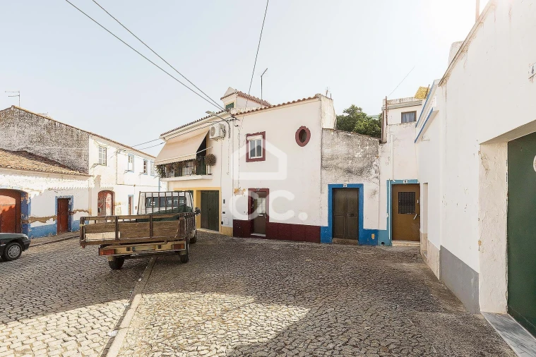 Moradia T4 para Venda em Redondo Foto 30