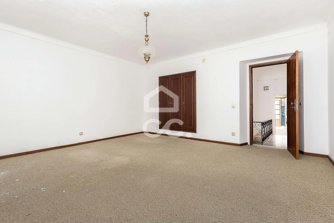 Moradia T4 para Venda em Redondo Foto 13