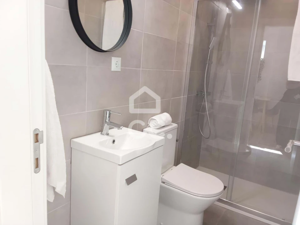 Armazém para Venda em Olho Marinho Foto 7