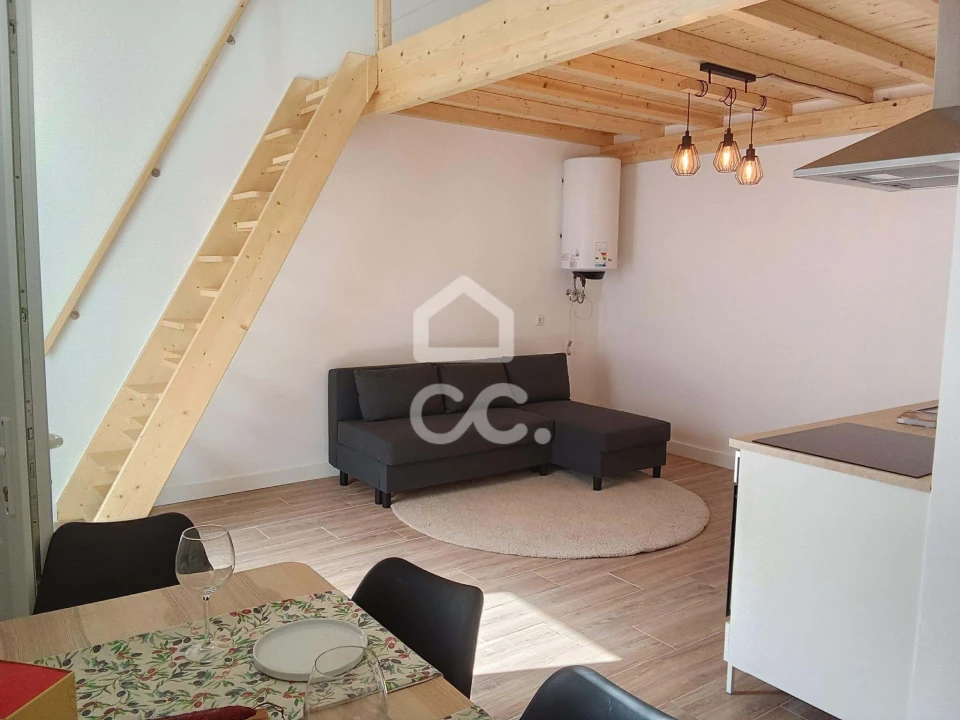 Armazém para Venda em Olho Marinho Foto 5