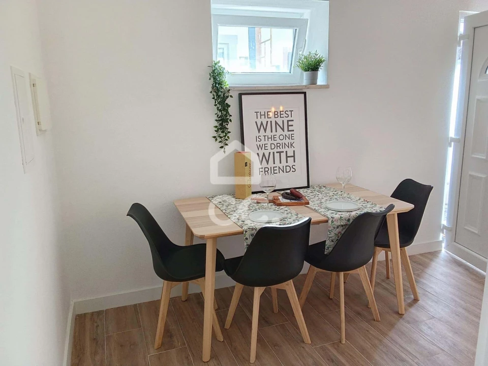 Armazém para Venda em Olho Marinho Foto 2