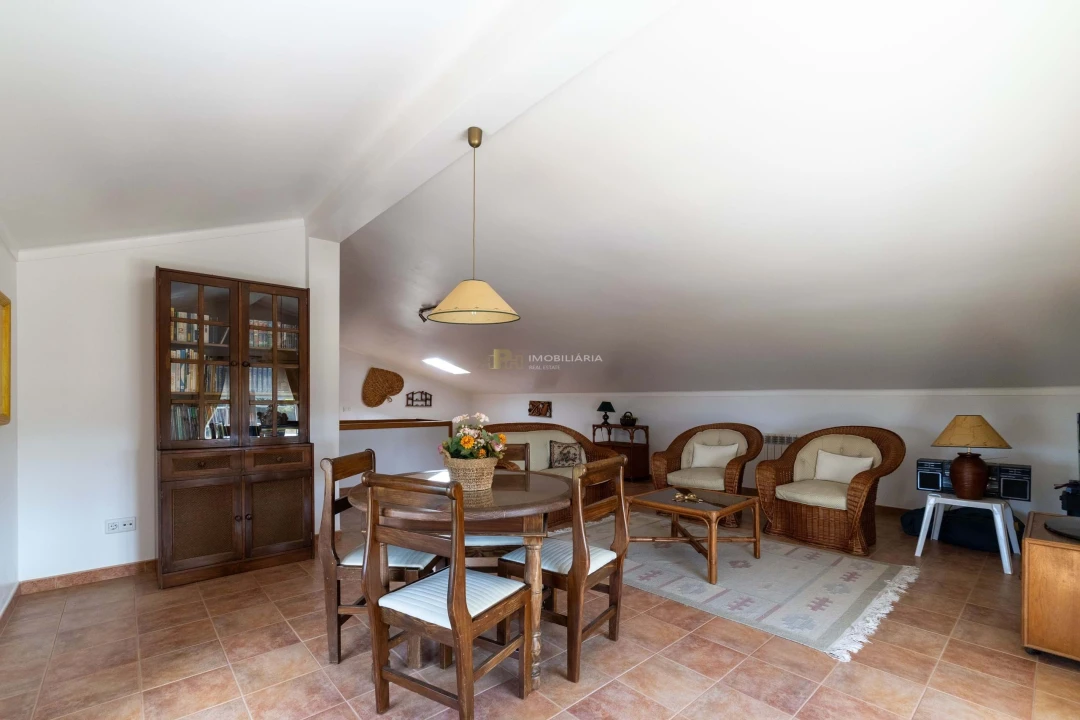 Moradia T4 para Venda em Ereira e Lapa Foto 7