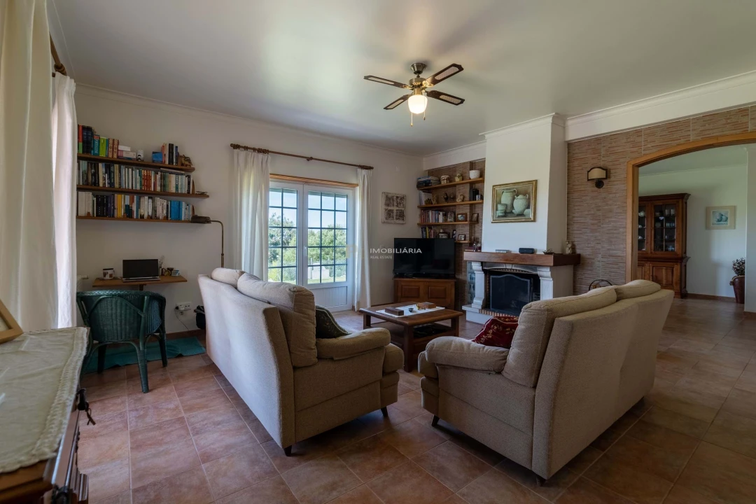 Moradia T4 para Venda em Ereira e Lapa Foto 1