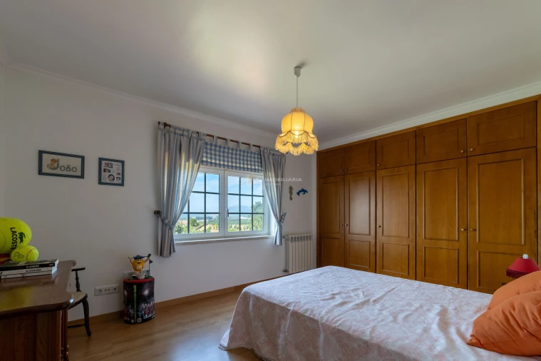 Moradia T4 para Venda em Ereira e Lapa Foto 3