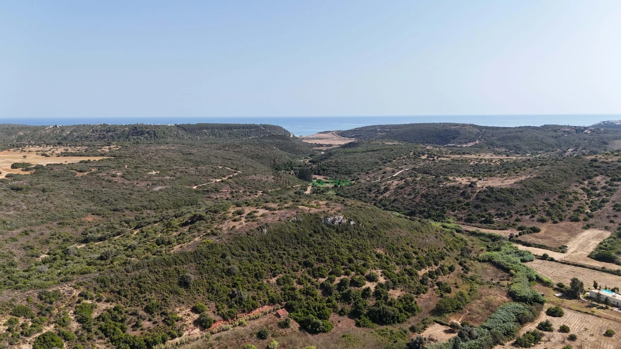 Terreno para Venda em Budens Foto 20