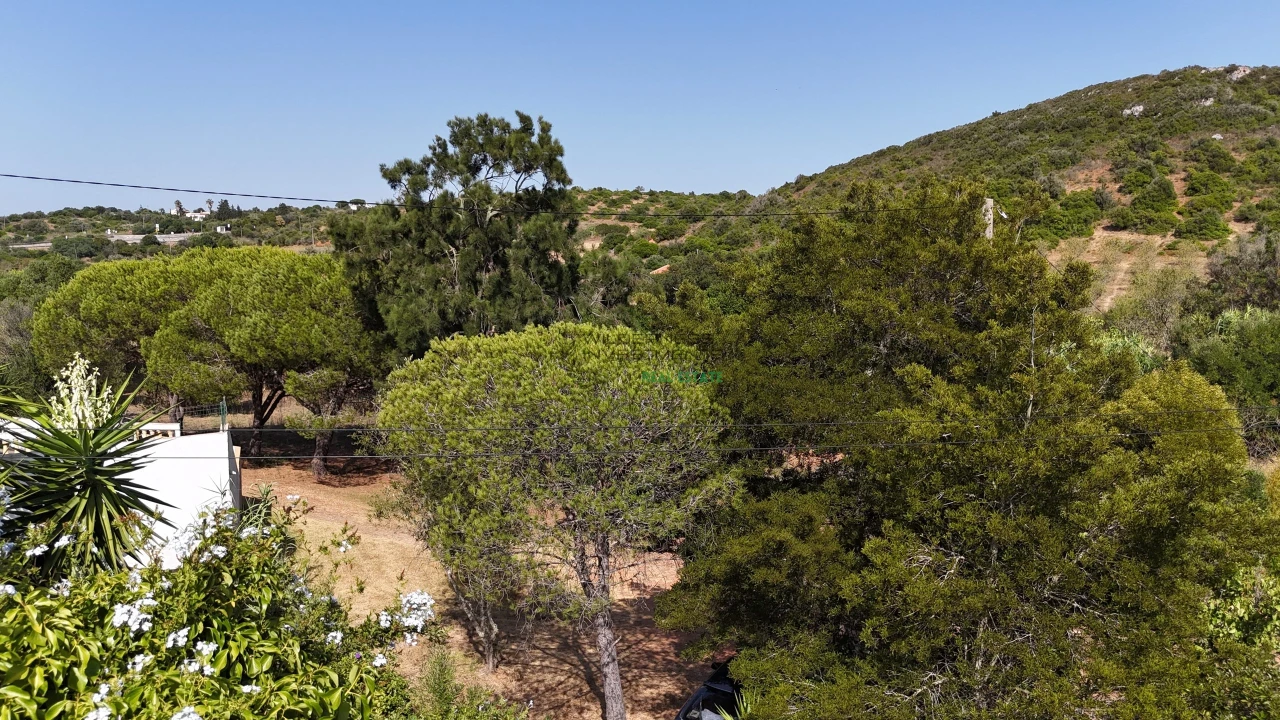 Terreno para Venda em Budens Foto 16