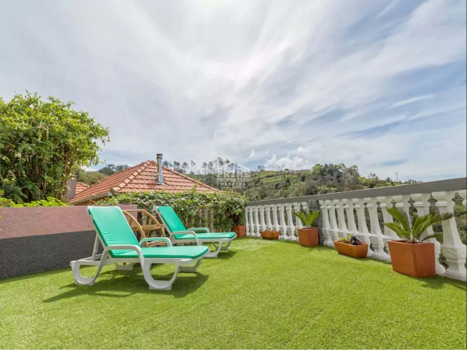 Moradia T2 para Venda em Fajã da Ovelha Foto 3