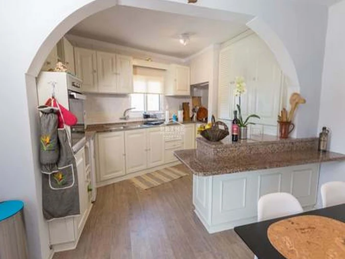 Moradia T2 para Venda em Fajã da Ovelha Foto 6