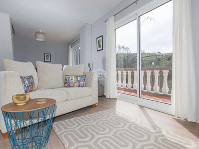 Moradia T2 para Venda em Fajã da Ovelha Foto 4