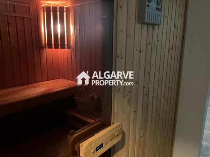 Apartamento T3 para Venda em Quarteira Foto 22