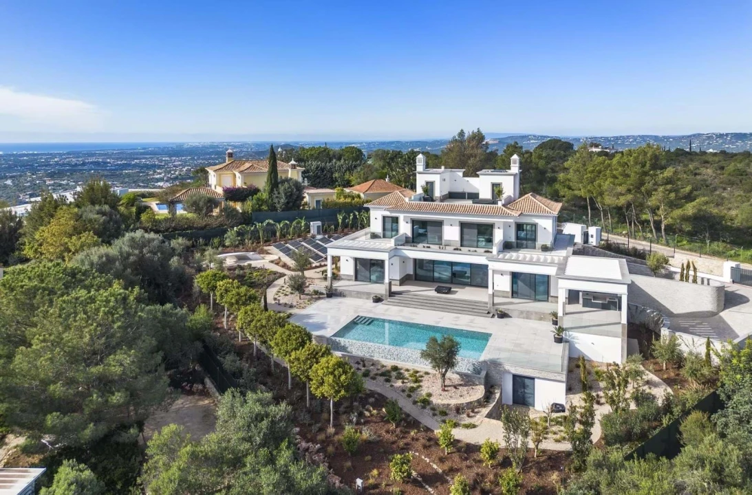 Moradia T5 para Venda em Loule (São Clemente) Foto 1