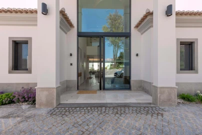 Moradia T5 para Venda em Loule (São Clemente)