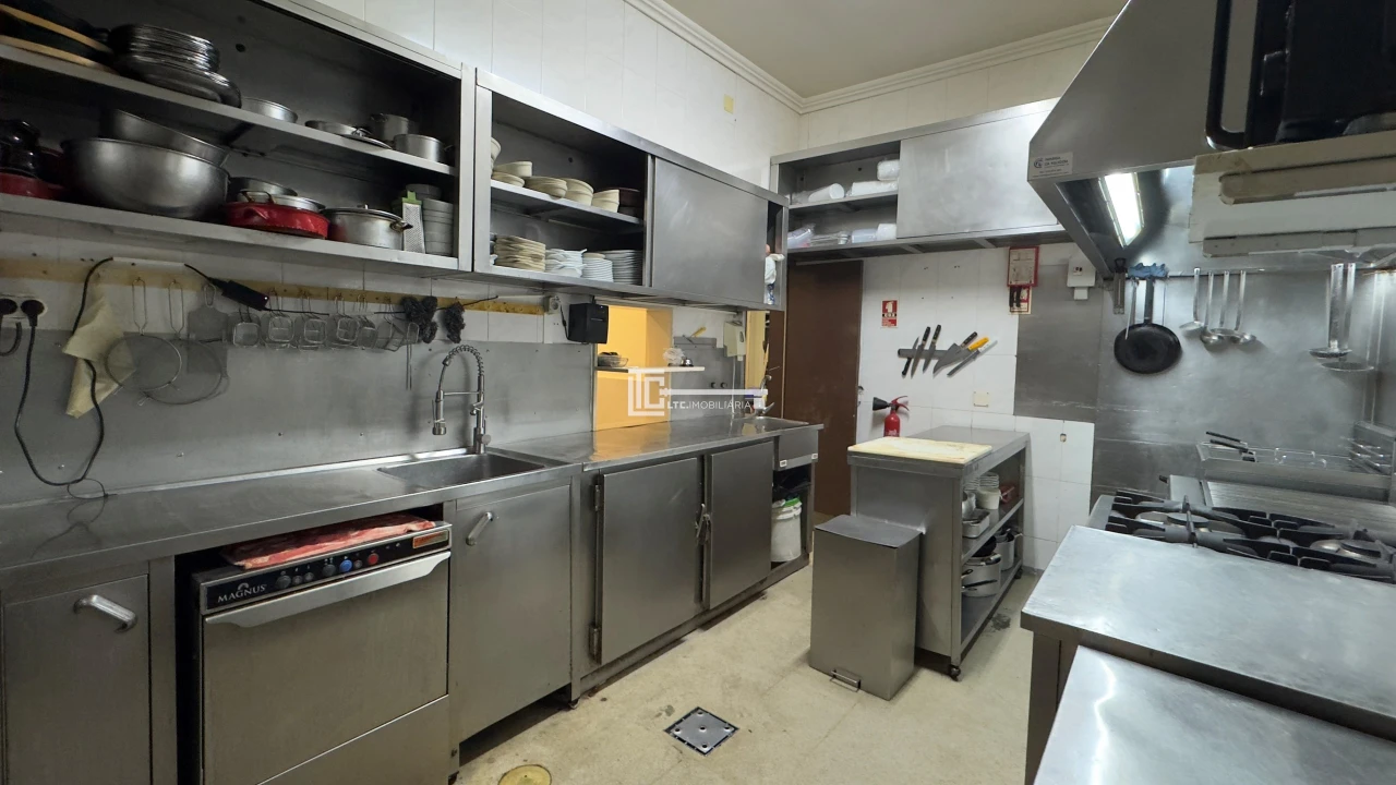 Negócio para Venda em Ramada e Caneças Foto 15